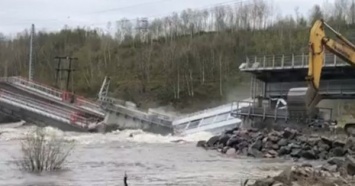 Под Мурманском рухнул единственный железнодорожный мост, который соединял регион с Россией