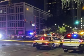 В Лас-Вегасе офицера полиции застрелили во время протеста граждан