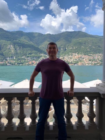 Экс-нардеп Онищенко после СИЗО Германии похвастался фото с итальянского курорта