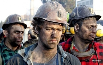 В Зоринске в "ЛНР" уже месяц протестуют шахтеры