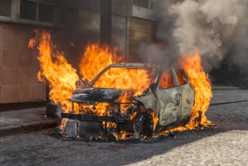 В Воркуте сожгли машину главы СМИ, сообщавшего о невыплатах врачам