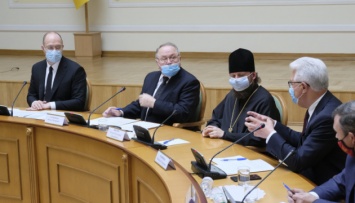 Шмыгаль встретился с представителями Всеукраинского совета церквей