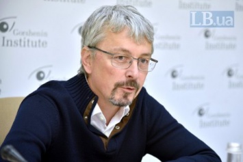 Ткаченко обещает не допустить увольнения Ройтбурда из Одесского художественного музея