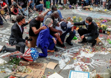 С начала протестов в США погибли не менее 11 человек. Сотни человек получили ранения (ФОТО)