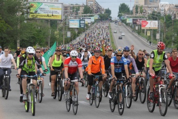 На улицах Запорожья более чем в два раза возросло количество велосипедистов