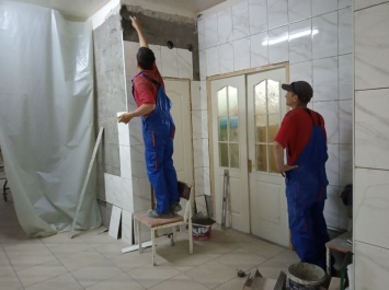 В детской больнице в спальном районе Запорожья идет ремонт