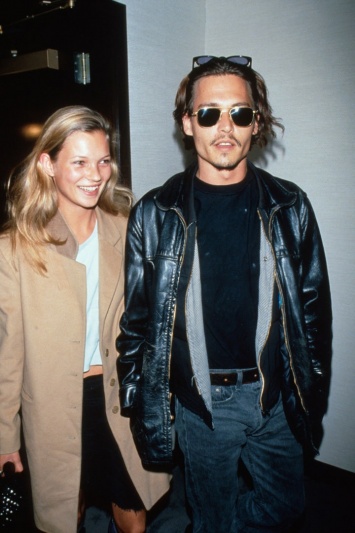 Иконы стиля: винтажные фото Кейт Мосс и Джонни Деппа в 1990-х