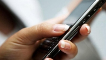 В Мелитополе женщина присоединила свой телефон к чужой банковской карте