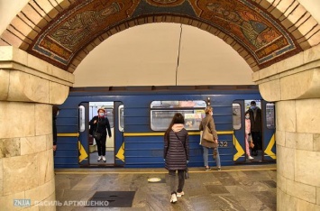 В метро Киева расширили список станций с ограничениями на вход