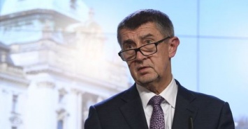 Чехия решила выслать двух сотрудников посольства РФ