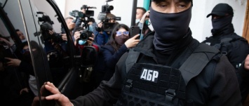 Адвокаты Порошенко подали в суд на генпрокурора Венедиктову