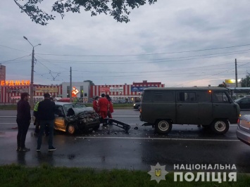 В Харькове в аварии на полупустой утренней дороге погиб пожилой мужчина