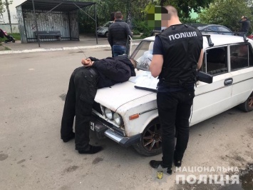 Житель Киевщины пытался продать 30 килограммов ртути (фото)