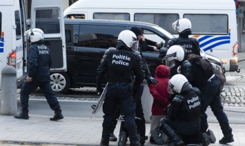 В Брюсселе мирные акции протеста переросли в беспорядки