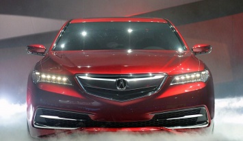 Компания Acura вывела на испытания «заряженный» кроссовер (ВИДЕО)