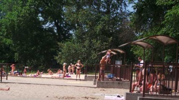 Пляжи Кривого Рога начали готовить к открытию купального сезона