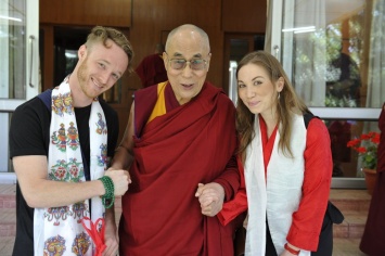 85-летний Далай-лама выпустит дебютный альбом