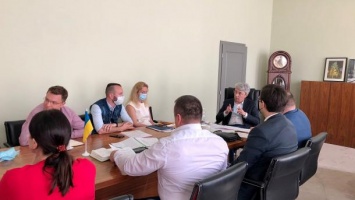 Ткаченко пообещал передать в Минфин документы для финансирования Центра Довженко