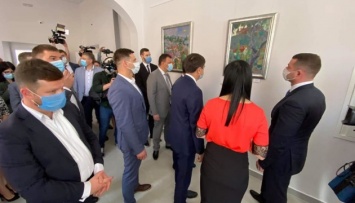 Разумков в Мукачево открыл Дворец культуры и искусств