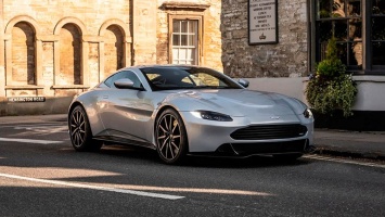 Британский стартап обновил Aston Martin Vantage