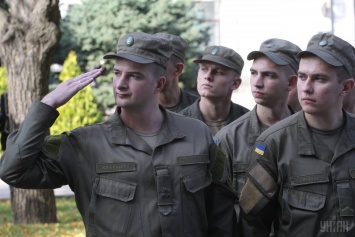 В Киеве летом в армию призовут 600 человек
