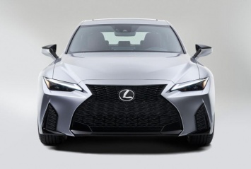 В Сеть слили фото Lexus IS четвертого поколения (ФОТО, ВИДЕО)