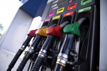 Рада отправила на доработку законопроект о разбавлении бензина биоэтанолом