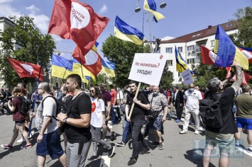 На акции в центре Киева задерживали противников партии Шария (обновлено)