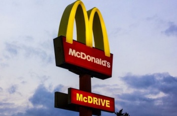В McDonald's сообщили, в каком случае перейдут на русский язык