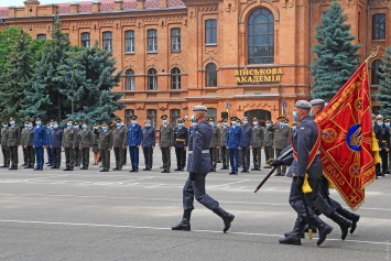 Военная академия Одессы выпустила новых лейтенантов: больше половины - обстрелянные ветераны
