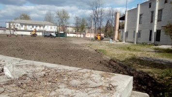 Как проходит реконструкция парка в Томаковке