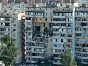 Из целой семьи выжила только девочка: новые детали жуткого взрыва в доме в Киеве