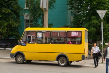 В Белой Церкви перевозчики отказываются бесплатно возить УБД