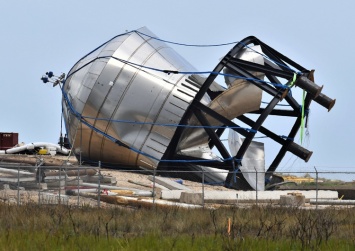 Топливный бак SpaceX Starship разорвался во время испытаний, но это никого не удивило