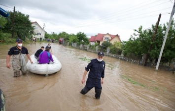 Масштаб паводка на Прикарпатье растет