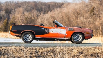 На продажу выставлен редкий кабриолет Plymouth Cuda 1971 года выпуска (ФОТО)