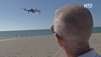 "Умные" туалеты и патрульные дроны: как отдыхается на пляжах Андалусии в условиях пандемии