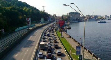 В столице на все лето перекроют Набережное шоссе: что случилось