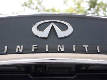 Infiniti прощается с миром, но не с Россией