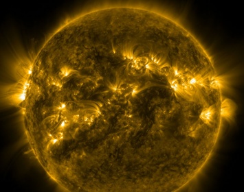 Десять лет жизни Солнца в потрясающем часовом таймлапс-видео NASA