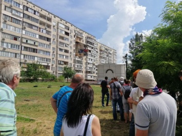 Взрыв на Позняках: жители соседних секций дома могут возвращаться в свои квартиры - Кличко