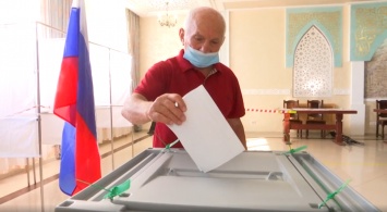 Крымские татары должны обязательно прийти на голосование, - олимпийский чемпион