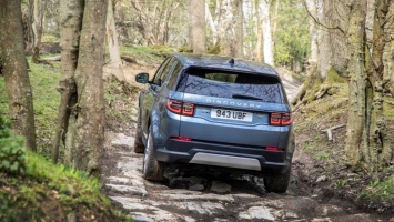 Обновленный Land Rover Discovery станет гибридом