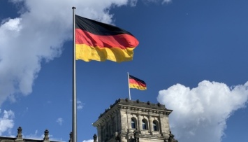 Германия выделит еще €383 миллиона на борьбу с пандемией