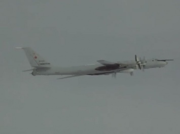 Американские истребители в десятый раз с начала года перехватили российские самолеты возле Аляски