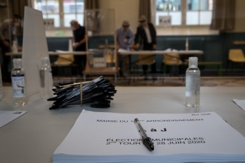 Во Франции состоялся второй тур местных выборов