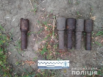 На Харьковщине полицейские обезвредили гранаты времен Второй мировой войны
