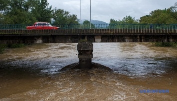 Большая вода: подтопление грозит дороге Одесса-Рени