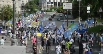 Представители профсоюзов вышли на предупредительную акцию протеста в Киеве