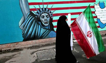 В Иране к смертной казни приговорили главу новостного портала